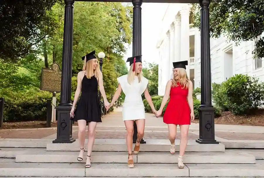 Graduation Picture Outfit